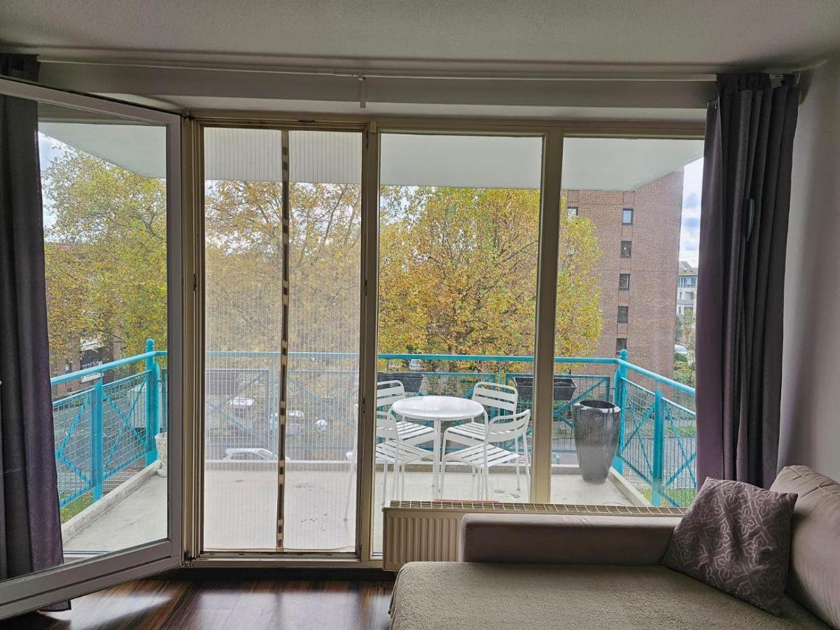 Uebernachten Sie Im Wunderschoenen Weiden Daire Köln Dış mekan fotoğraf